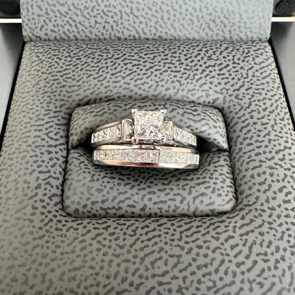 Tolkowsky diamond engagement ring and wedding band set